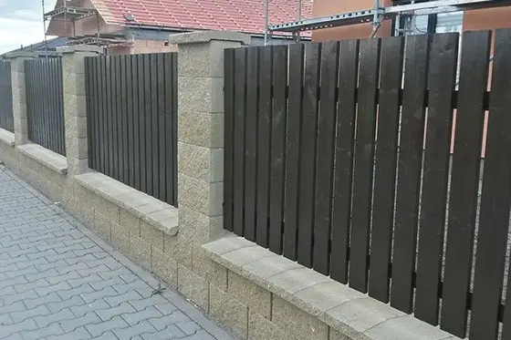 Ploty, zahradní stavby